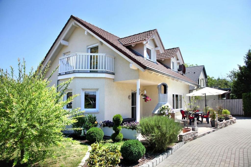 Ferienhaus Adler In มิโรว์ ภายนอก รูปภาพ